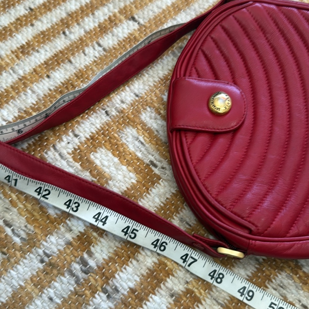 Oscar De La Renta Studio Red Leather Small Purse - Picture 13 of 13